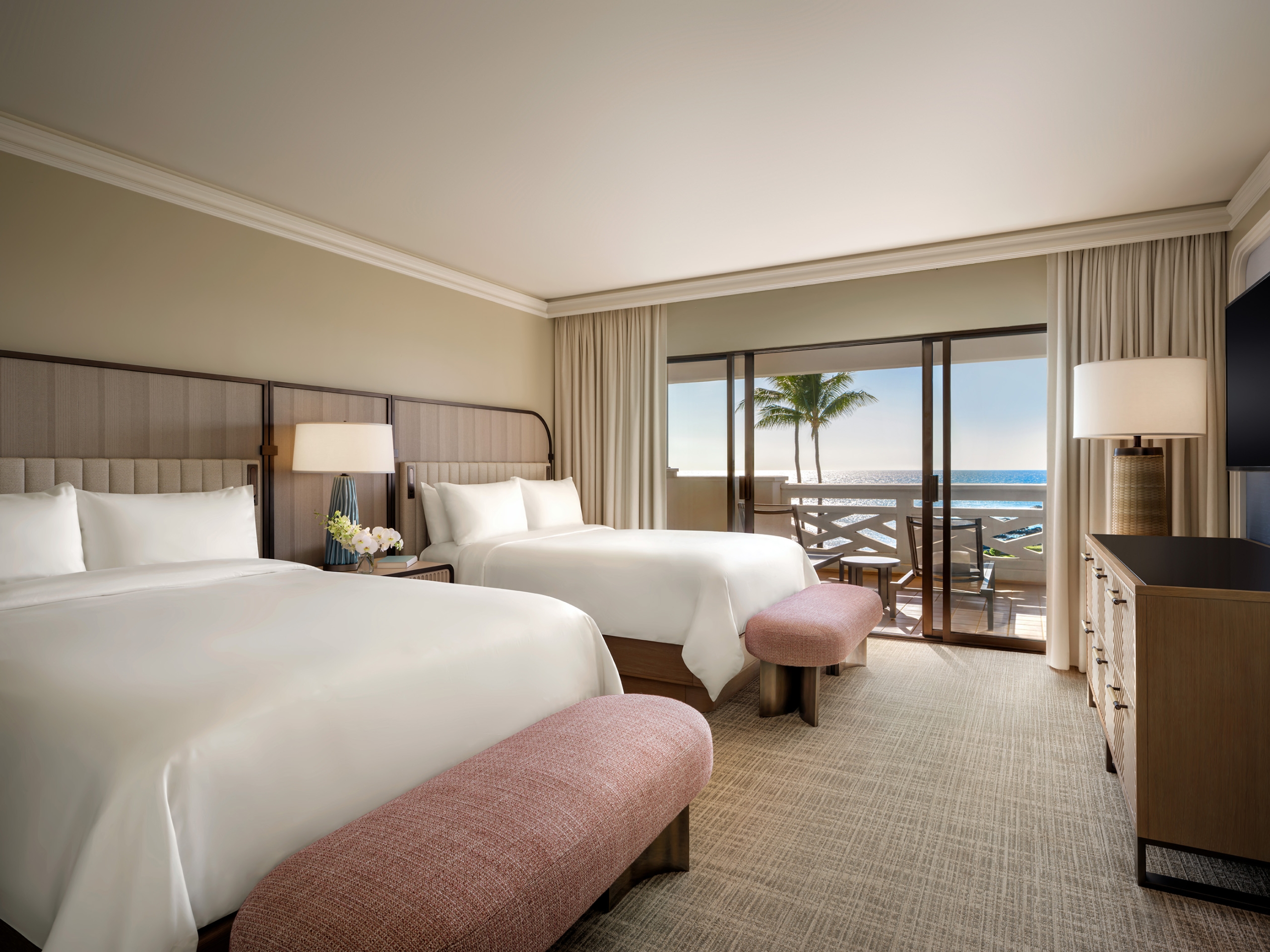 Oceanfront one bedroom suite
