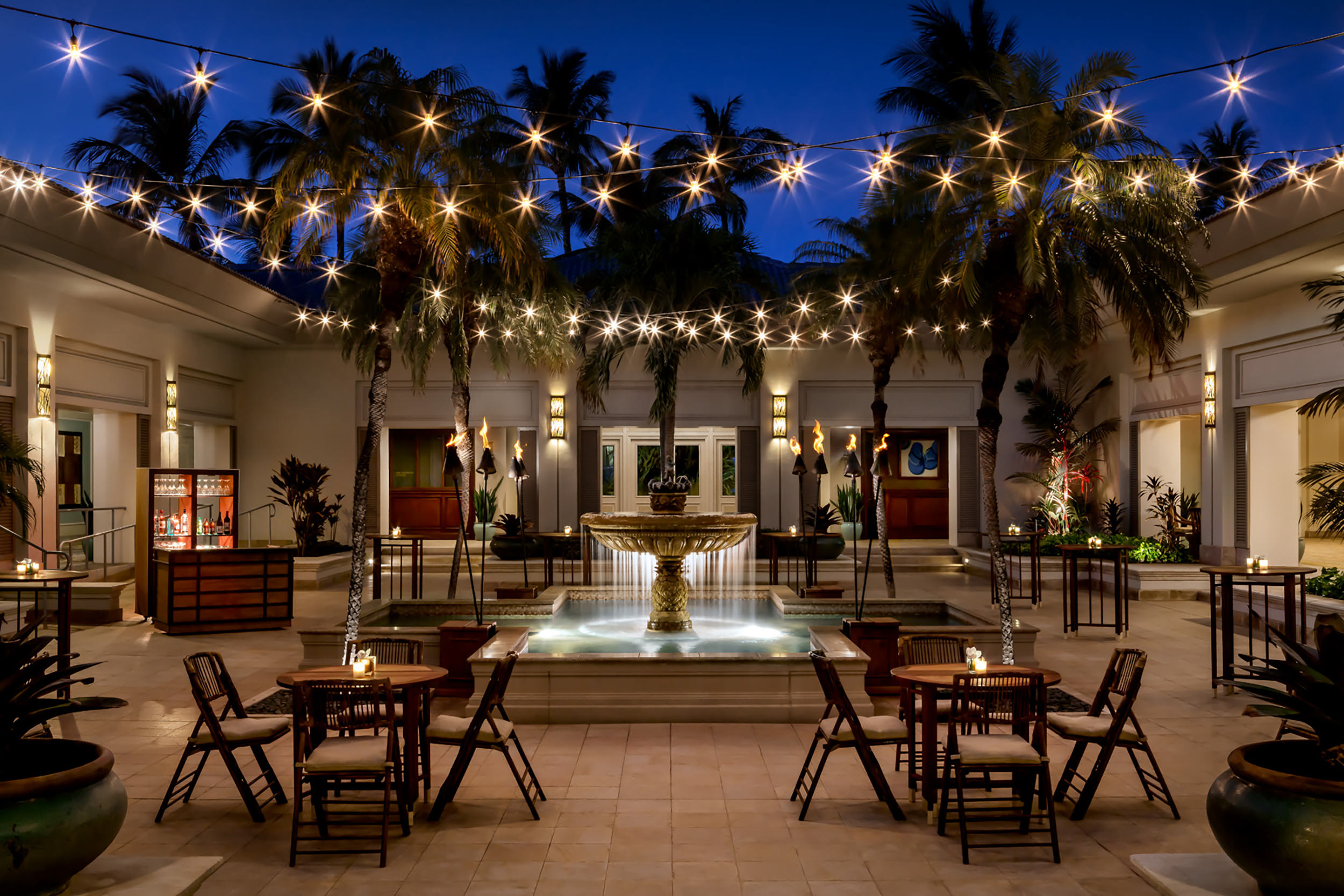 courtyard restaurant