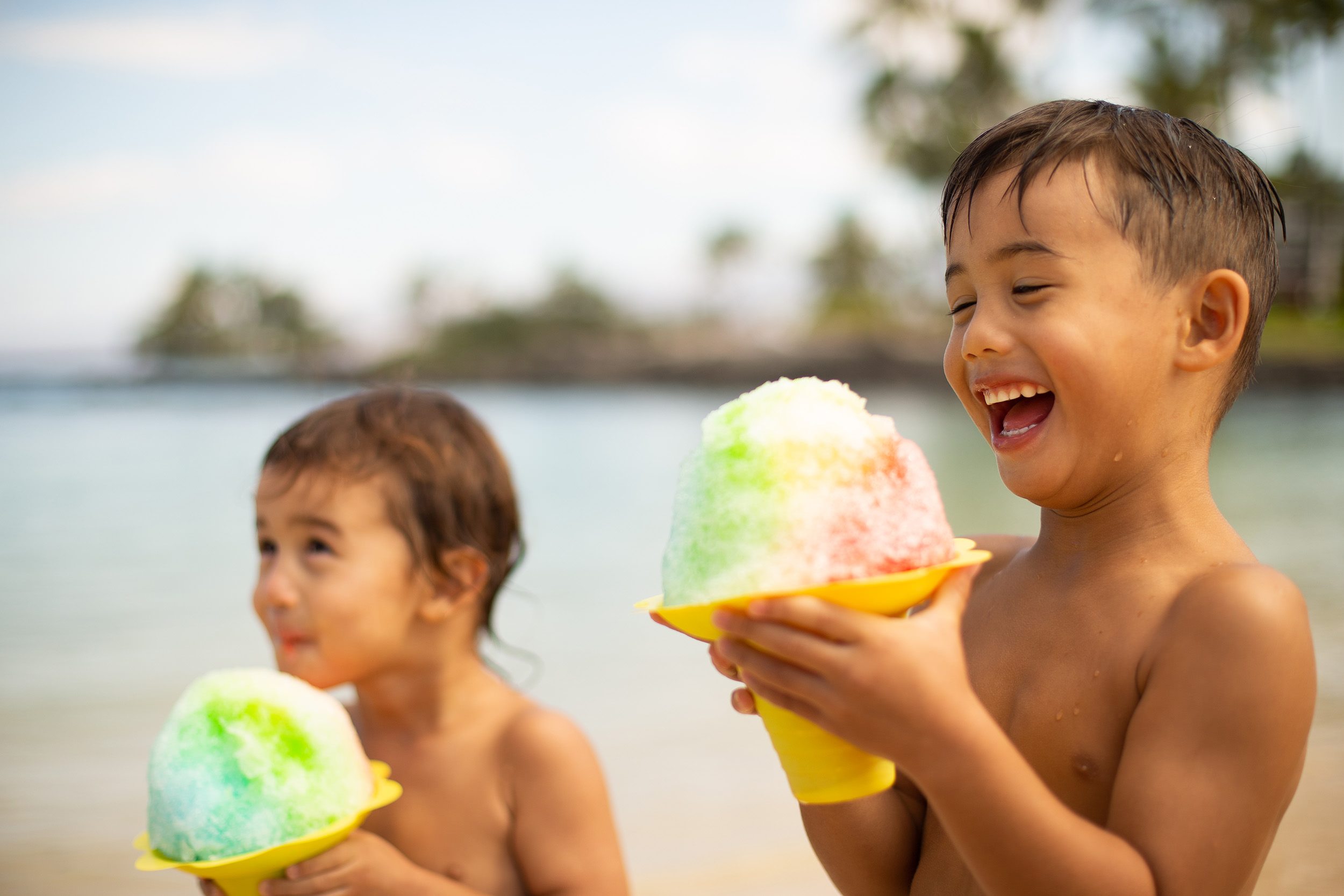 kids eating shaved ice
